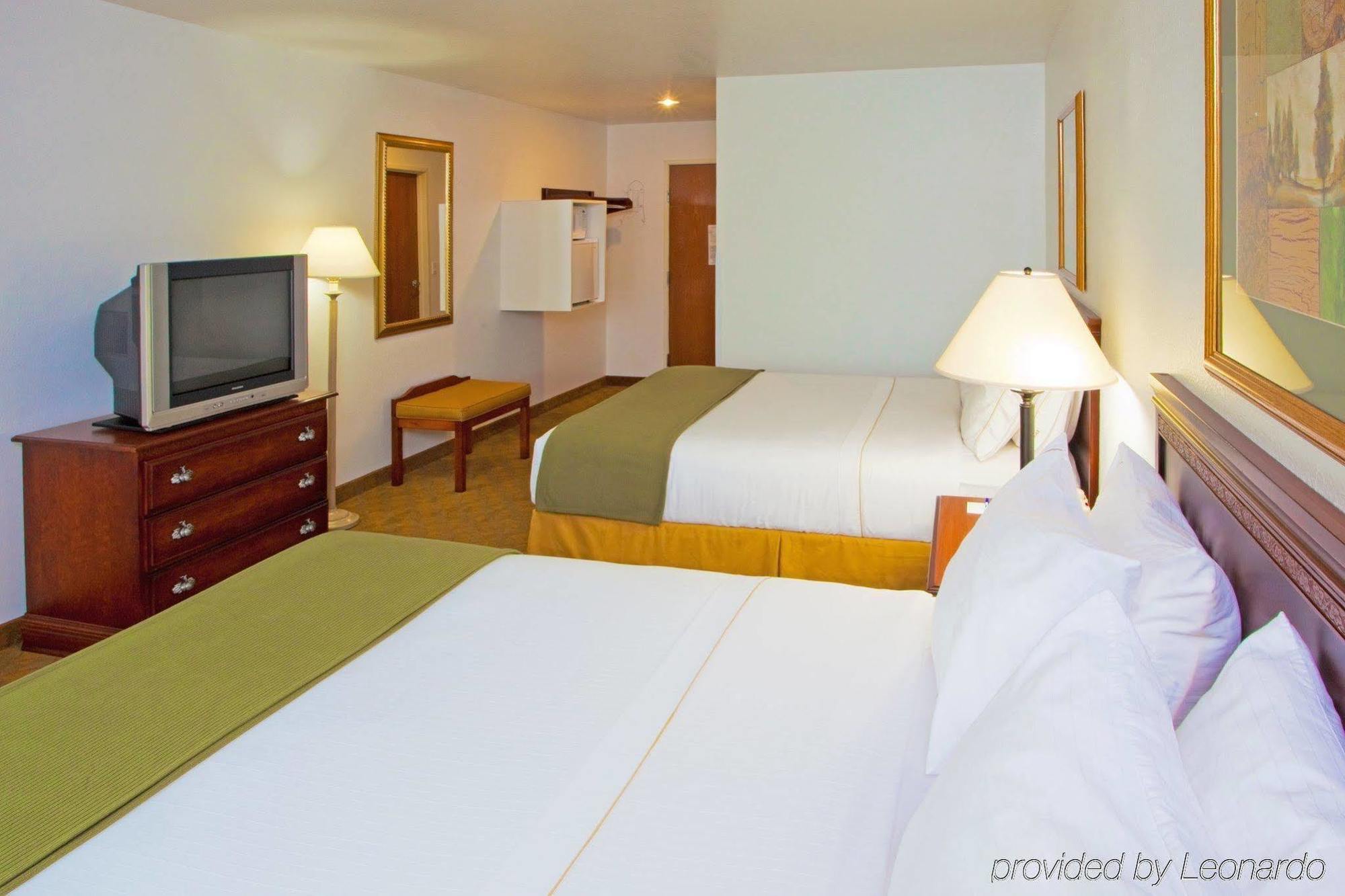 Holiday Inn Express Hotel & Suites Elkins, An Ihg Hotel Chambre photo
